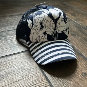 Women’s Roxy hat
